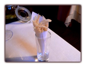 Chanquetes (au fond le bocal "d'olives")