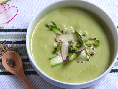 Vichyssoise d'asperges à l'anis vert