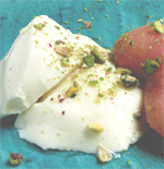 Pèches à l'anis, yaourt à l'orange