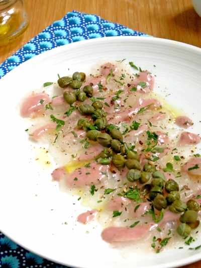 Carpaccio de bar aux olives